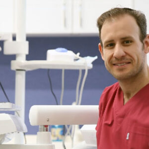 دکتر دندانپزشک - یاسین اسدی